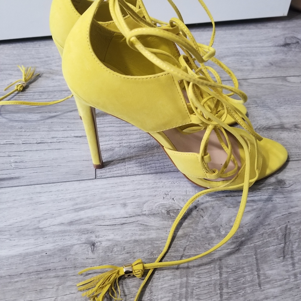 Shoes - Picture 3 of 3